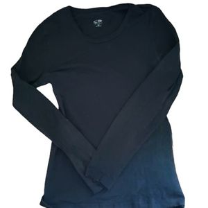 Black champion long sleeve shirt